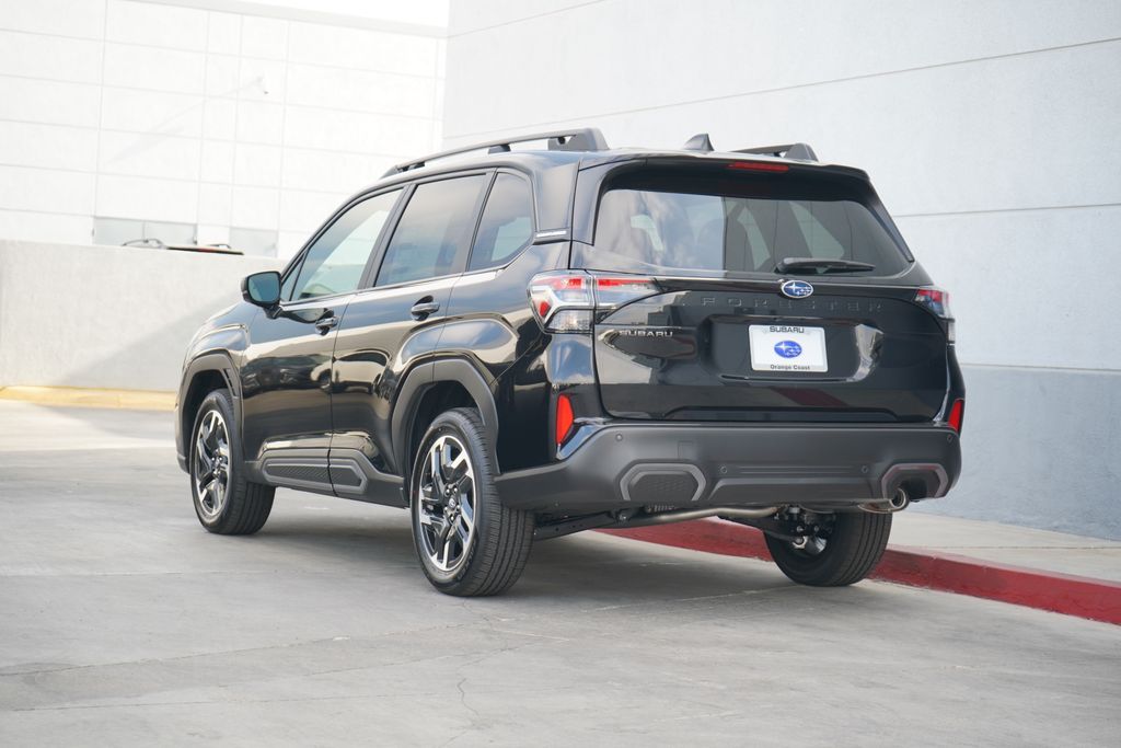 2025 Subaru Forester Limited 3