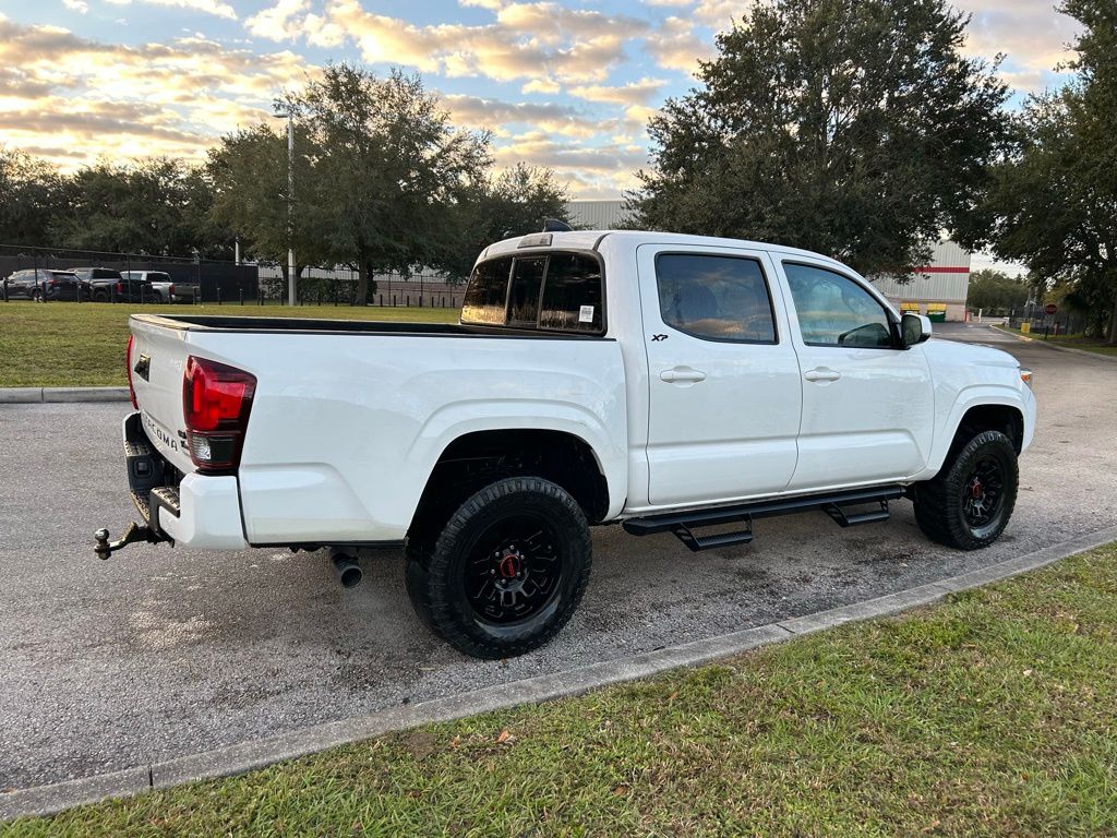 Thumbnail: 2022 Toyota Tacoma - 5