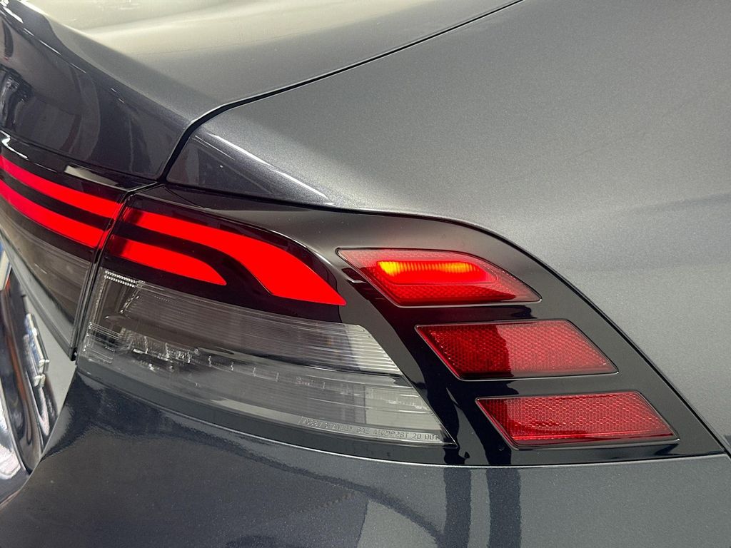 Used Car 2025 Honda Accord Hybrid  Touring For Sale Under $35,000 In Austin, Texas