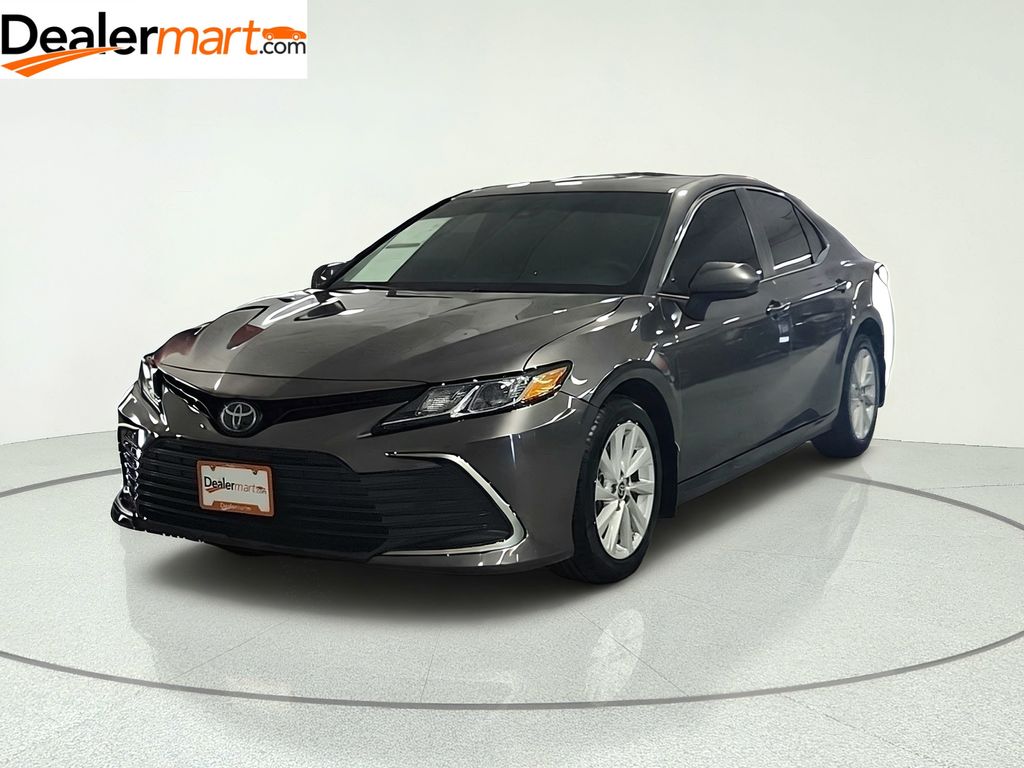2024 Toyota Camry LE FWD