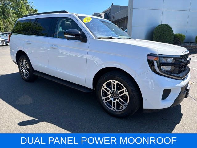 Oxford White 2025 Ford Expedition SUV / Crossover Four-Wheel Drive Automatic
