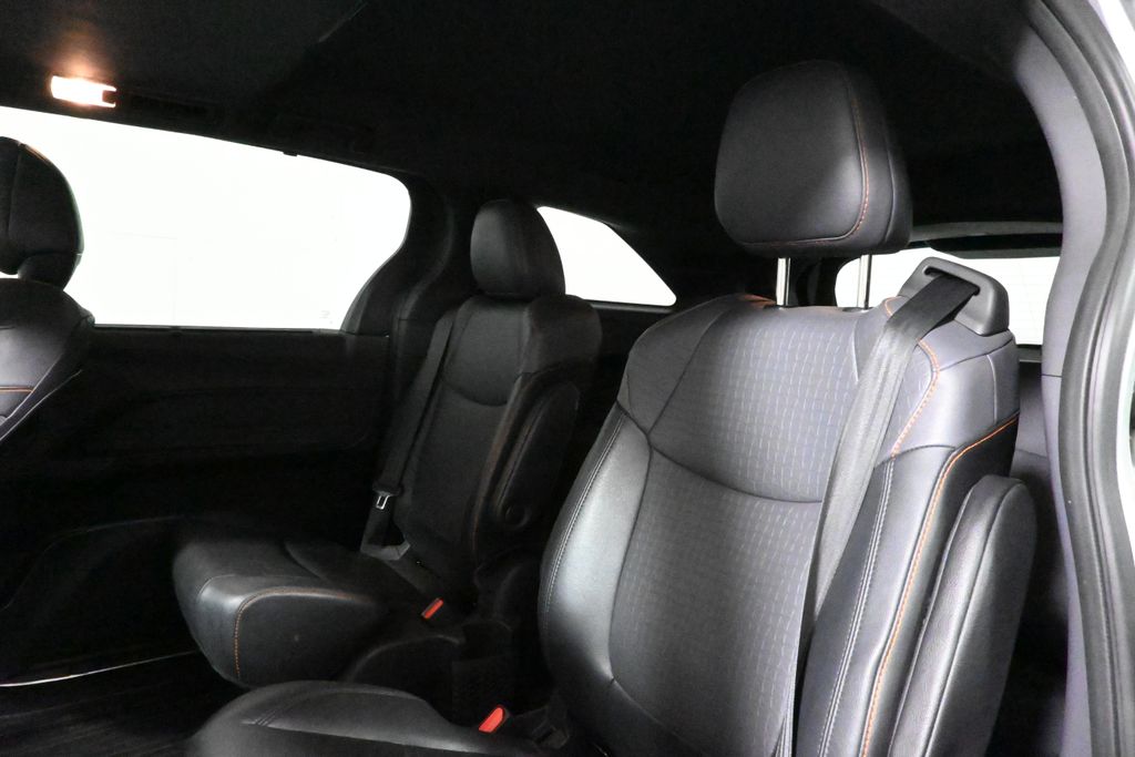 Thumbnail: 2021 Toyota Sienna - 5