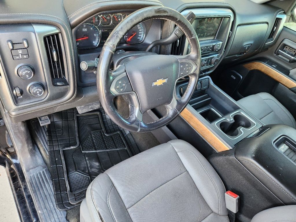 2018 Chevrolet Silverado 1500 LTZ 2