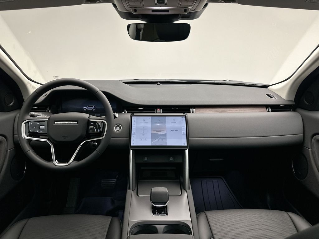 Thumbnail: 2025 Land Rover Discovery Sport - 8