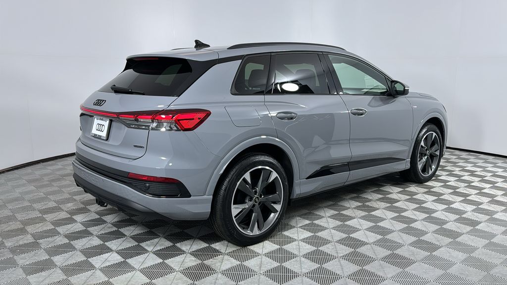 2025 Audi Q4 e-tron  5