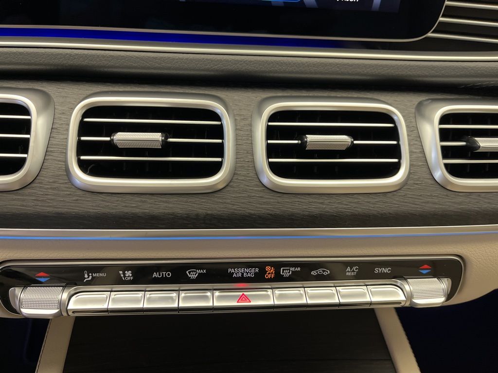 Thumbnail: 2026 Mercedes-Benz GLS - 20