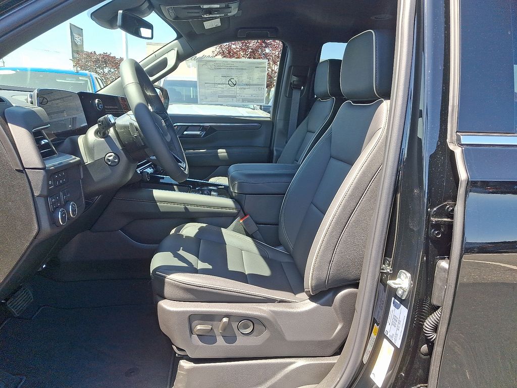 Thumbnail: 2025 Chevrolet Tahoe - 6