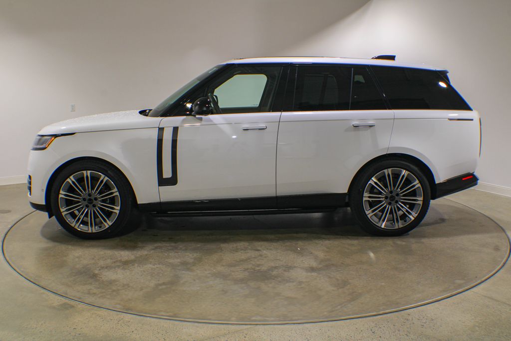 Certified Used 2026 White Land Rover Autobiography image 2