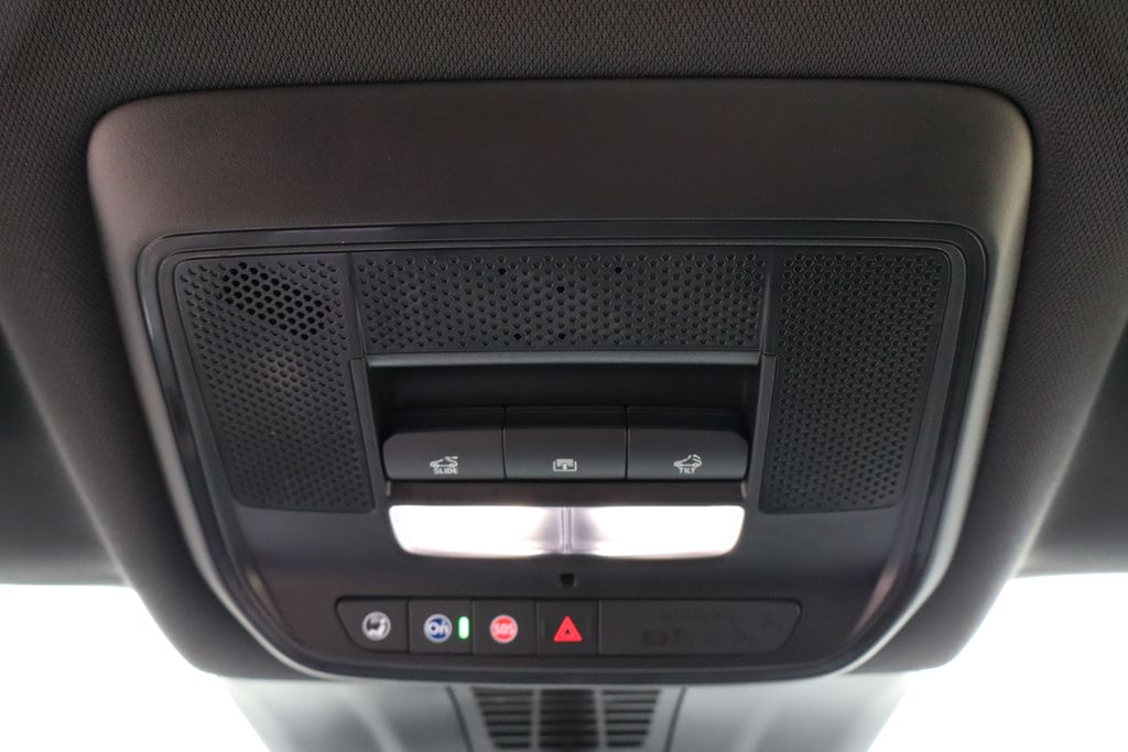 2025 Chevrolet Blazer EV LT photo
