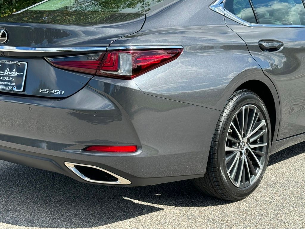 2022 Lexus ES 350 15