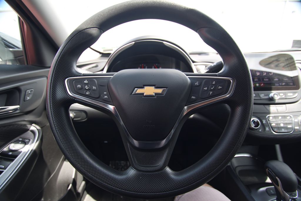 Used 2024 Chevrolet Malibu Sedan