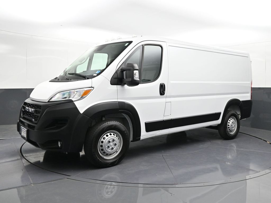 Bright White Clearcoat 2025 RAM ProMaster 2500 Tradesman 136 Low Roof Cargo Van FWD Van Front-Wheel Drive 9-Speed Automatic