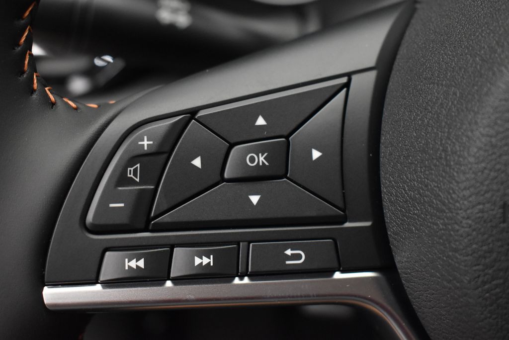 Thumbnail: 2025 Nissan Sentra - 18