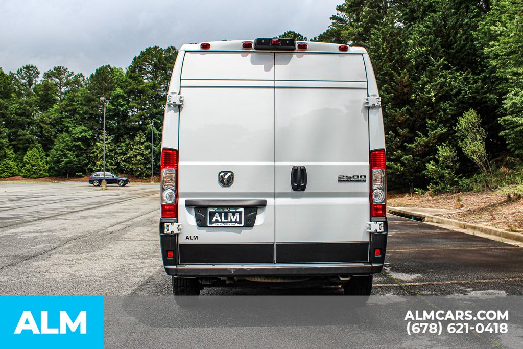Used 2025 White Ram High Roof image 10