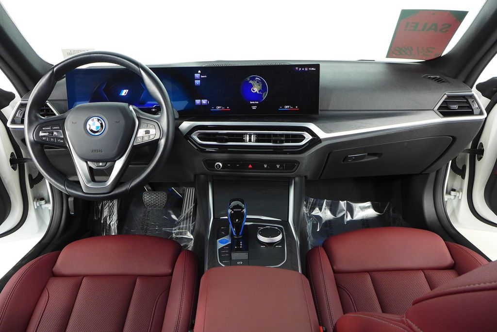 Thumbnail: 2023 BMW i4 - 25