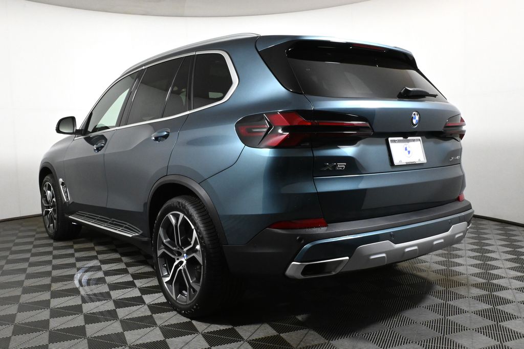 Thumbnail: 2026 BMW X5 - 5