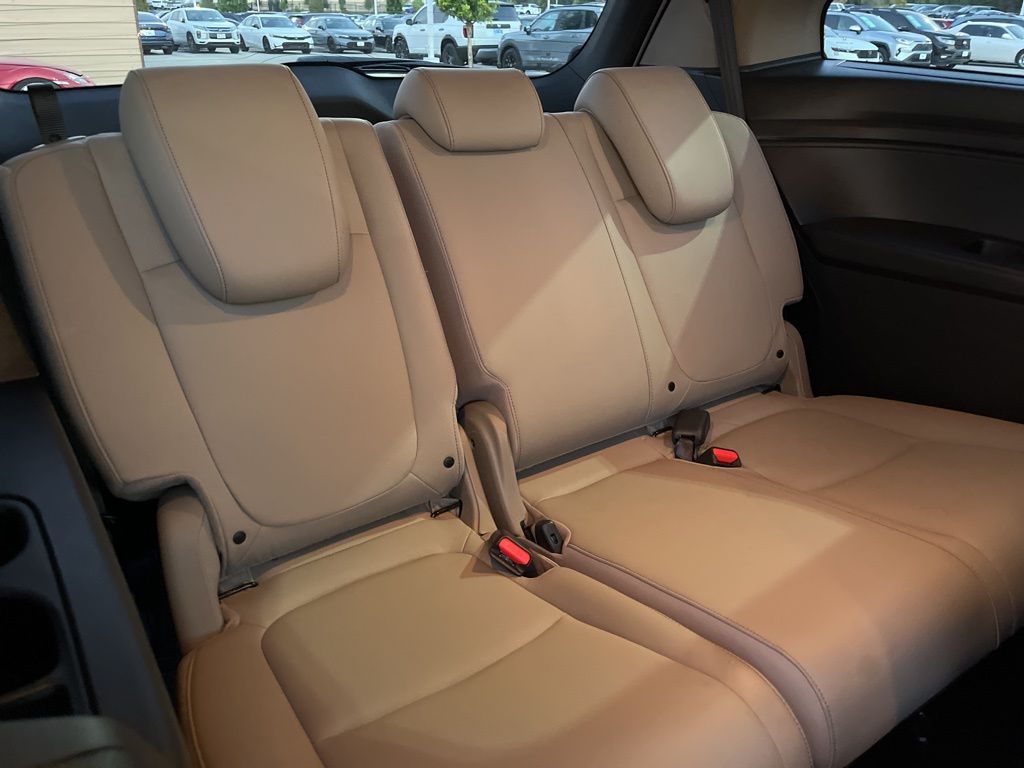 Thumbnail: 2023 Honda Odyssey - 28