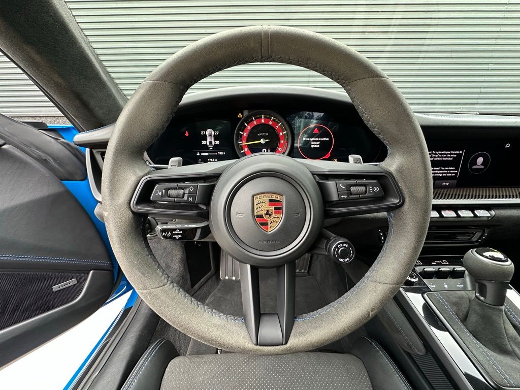 Thumbnail: 2022 Porsche 911 - 17