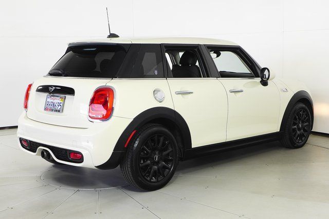 2019 MINI Cooper S 7