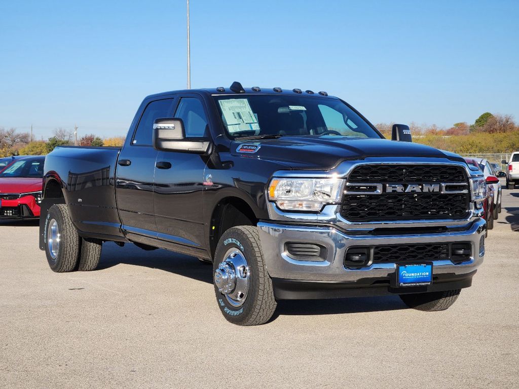 2024 Ram 3500 Tradesman 2