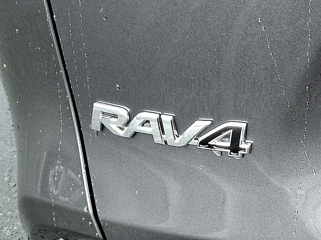 Thumbnail: 2025 Toyota RAV4 - 5