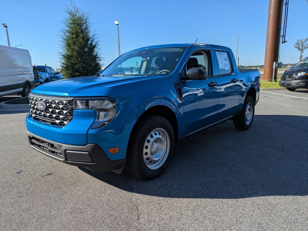 2025 Ford Maverick XL