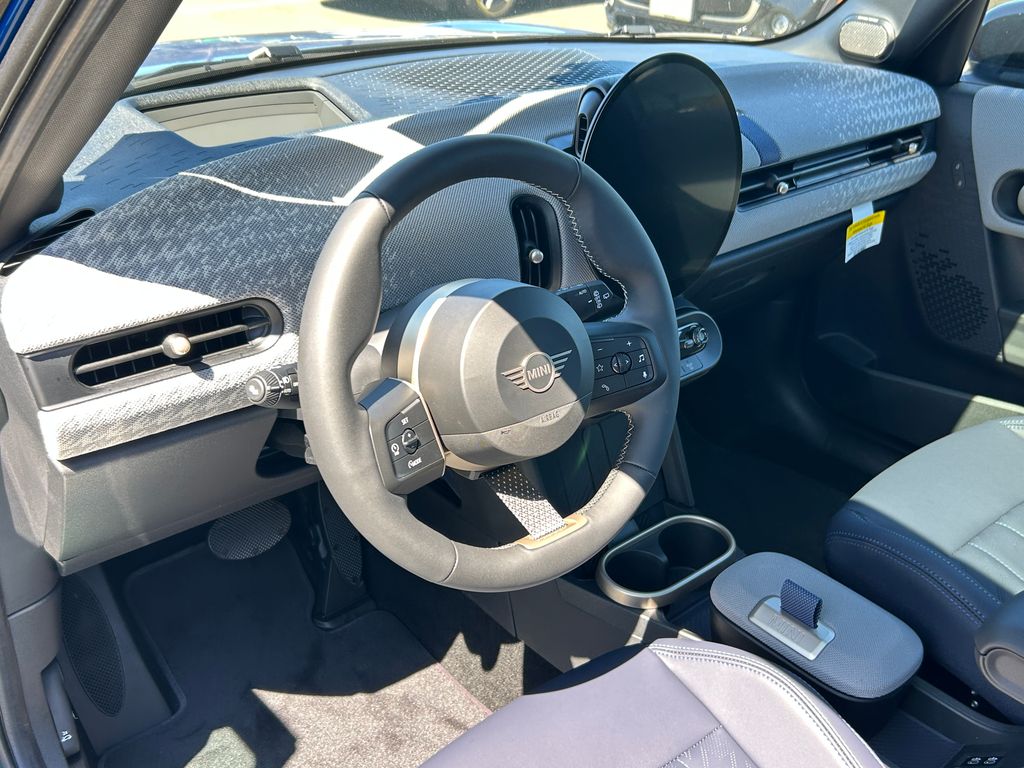 Thumbnail: 2025 MINI Cooper Hardtop - 13