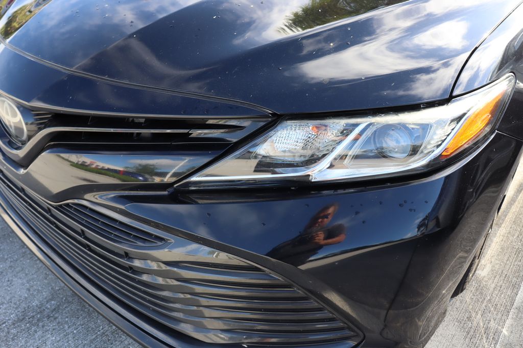 Thumbnail: 2019 Toyota Camry - 3