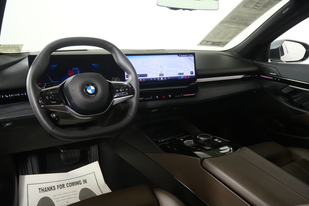Thumbnail: 2024 BMW 5 Series - 18