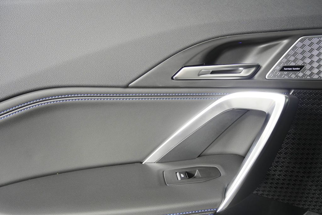 Thumbnail: 2025 BMW X1 - 14