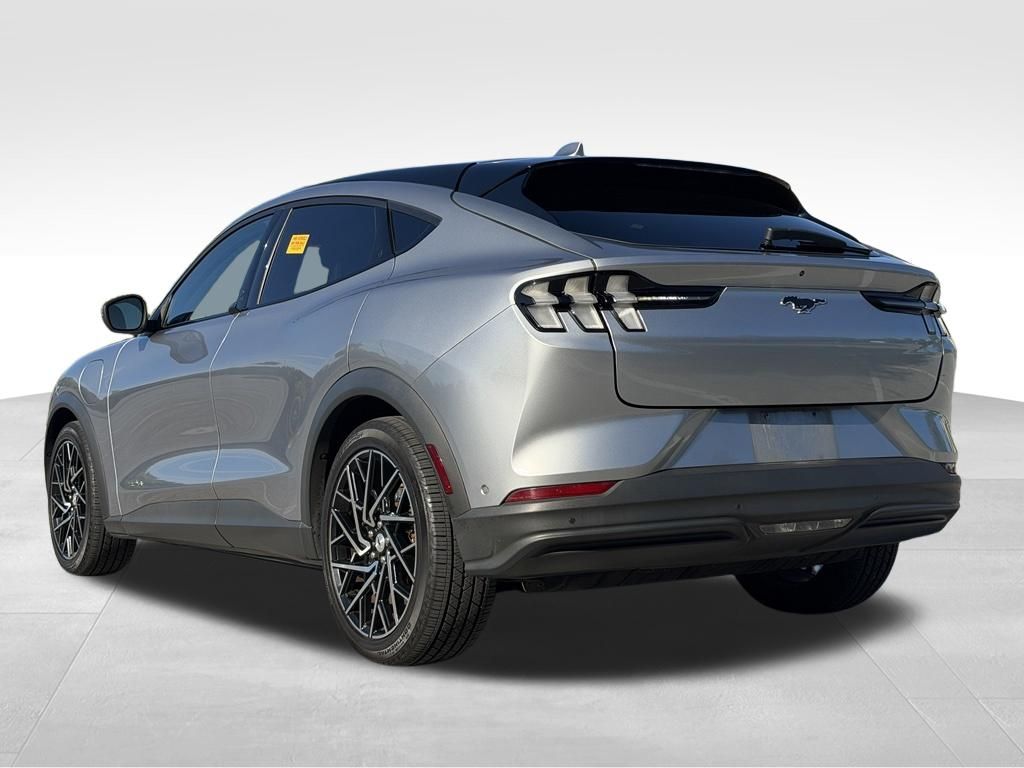 2021 Ford Mustang Mach-E Select