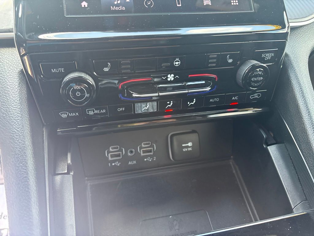 Used 2024 Jeep Grand Cherokee L SUV