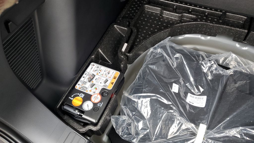 New 2026 Gray Ford Active image 36