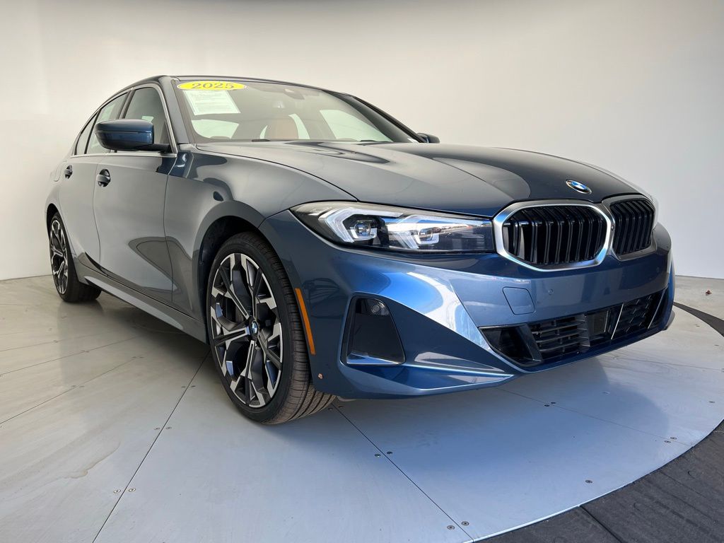 Thumbnail: 2025 BMW 3 Series - 2