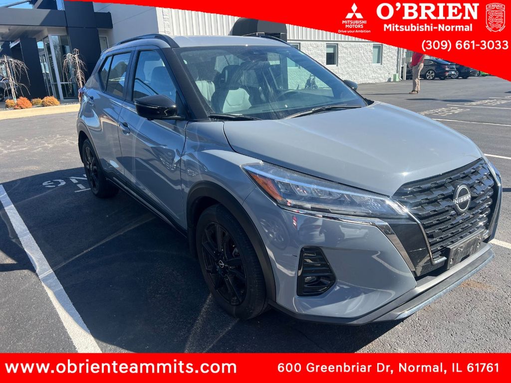 2023 Nissan Kicks SR FWD