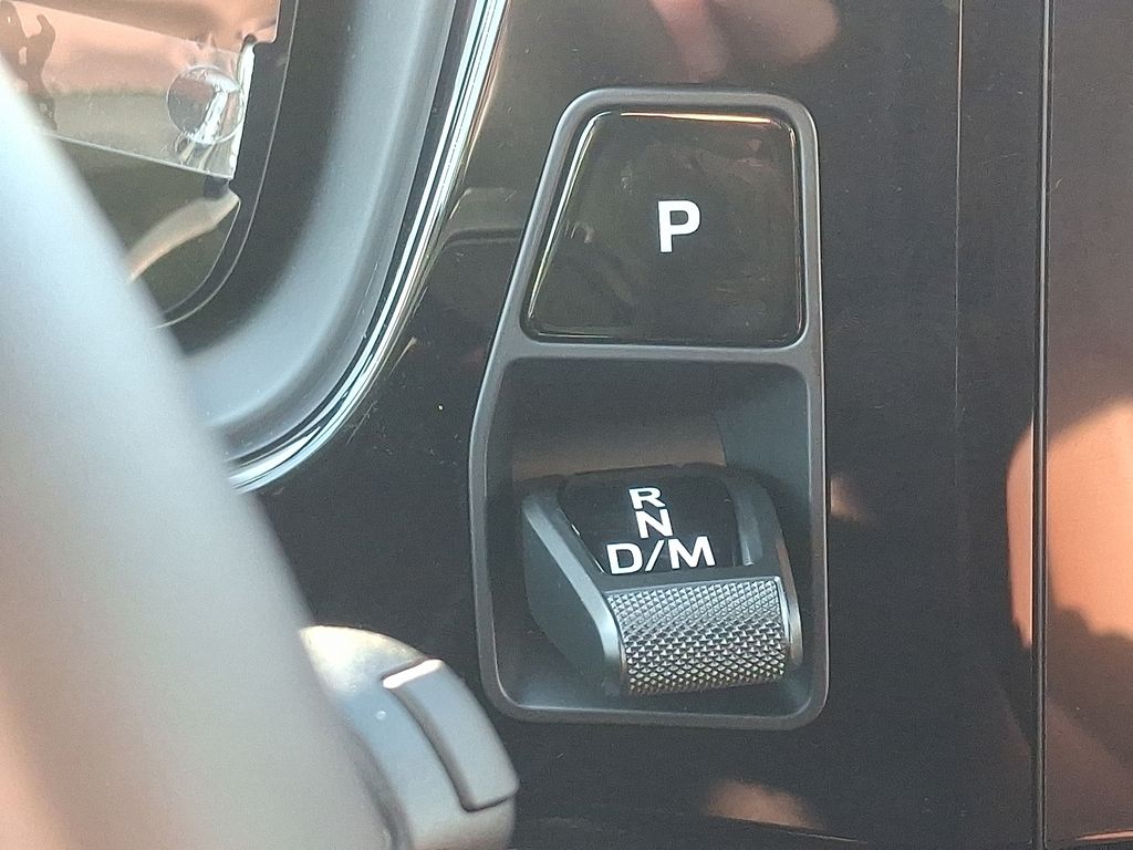 Thumbnail: 2026 Porsche Cayenne - 16