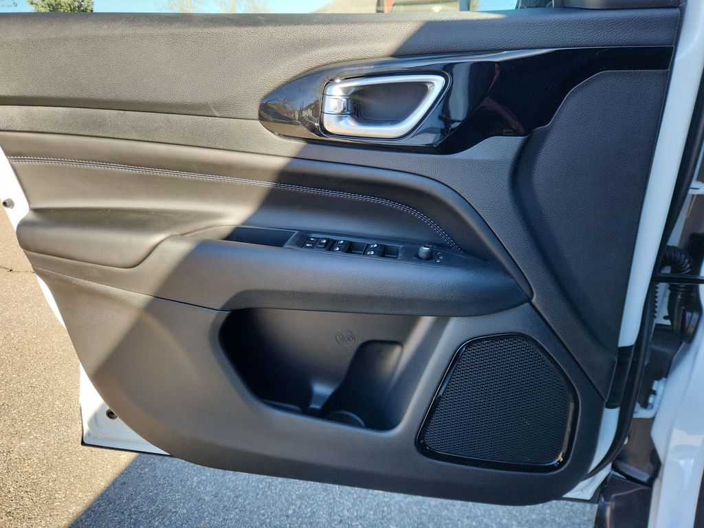 2026 Jeep Compass Latitude Altitude - Photo 10
