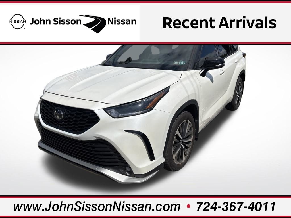 2021 Toyota Highlander XSE White at Phil Fitts Ford