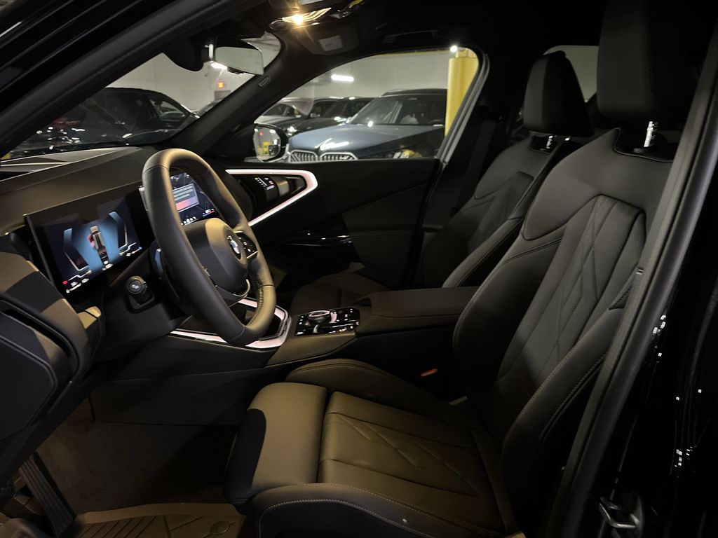 Thumbnail: 2026 BMW X3 - 11