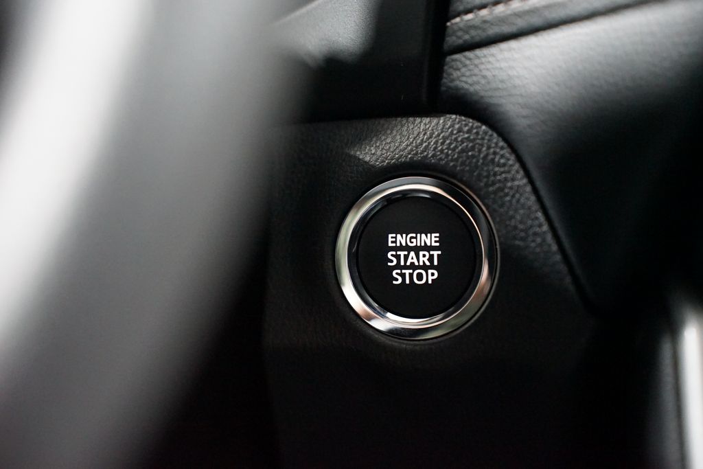 Thumbnail: 2025 Toyota RAV4 - 23