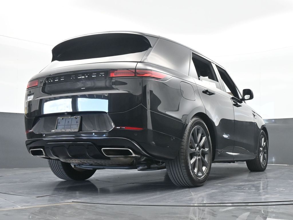 Used 2024 Black Land Rover Dynamic SE image 61