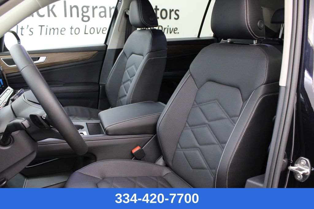 new 2026 Volkswagen Atlas car