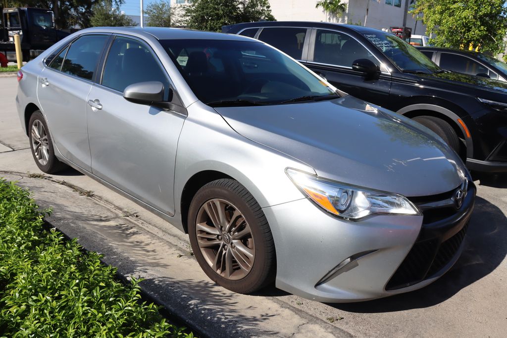 Thumbnail: 2016 Toyota Camry - 5