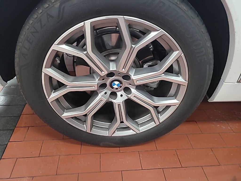 Thumbnail: 2025 BMW X7 - 7