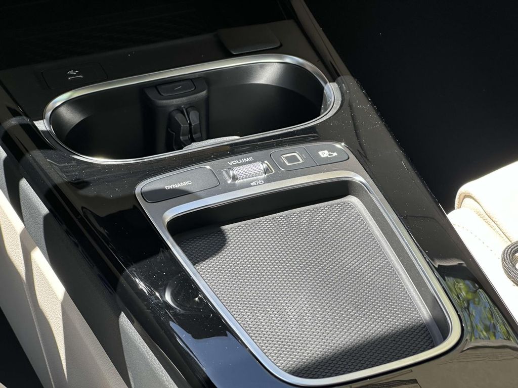 2025 Mercedes-Benz CLA 250 21