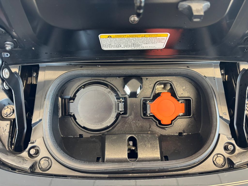 2024 Nissan Leaf S
