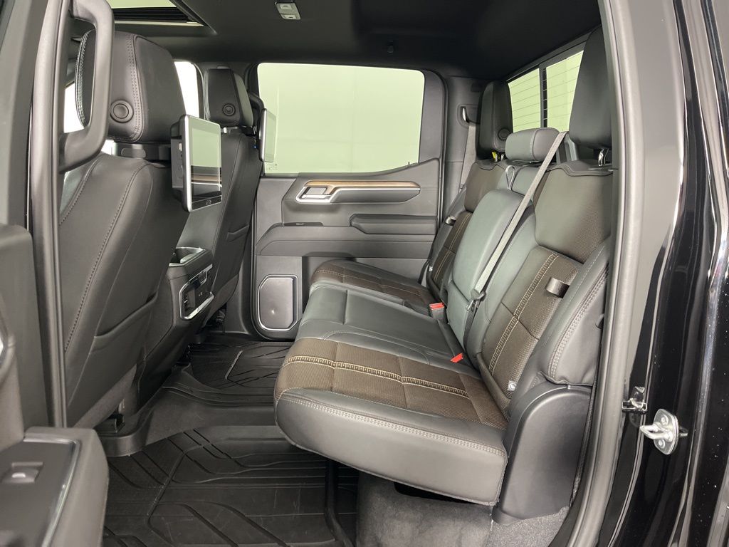 Thumbnail: 2025 Chevrolet Silverado 1500 - 26