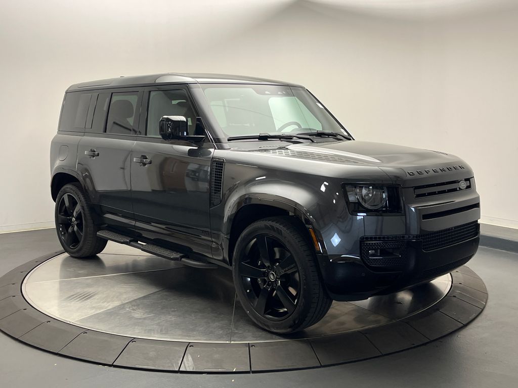2025 Land Rover Defender 110 7