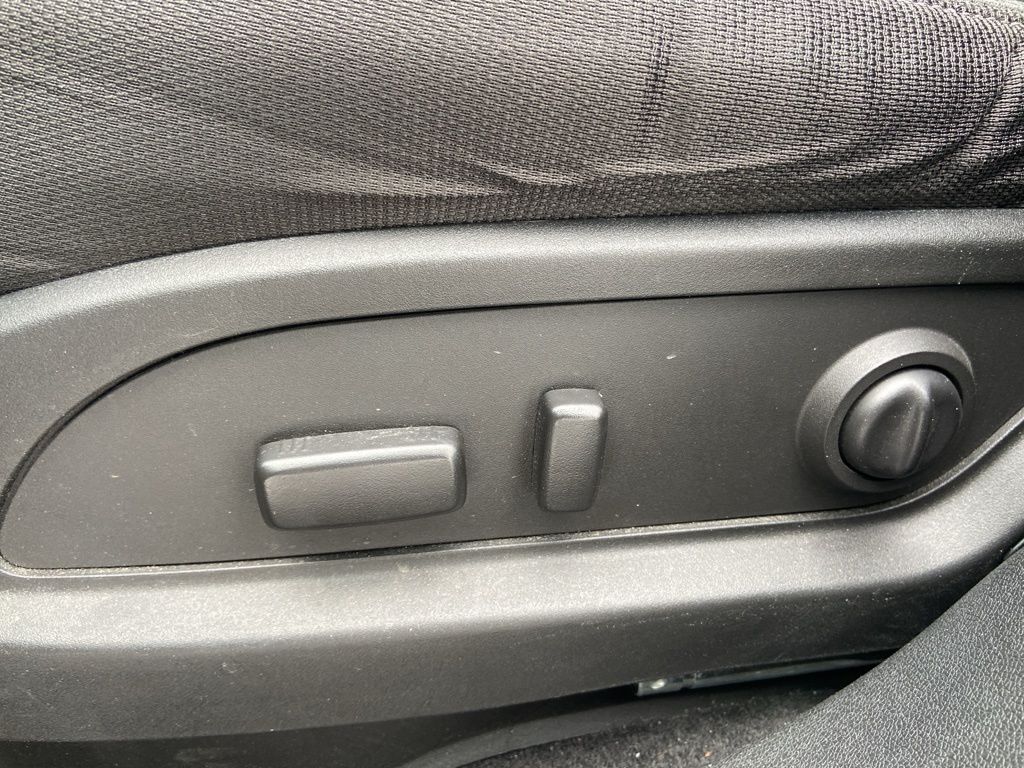 Thumbnail: 2017 Chevrolet Traverse - 14