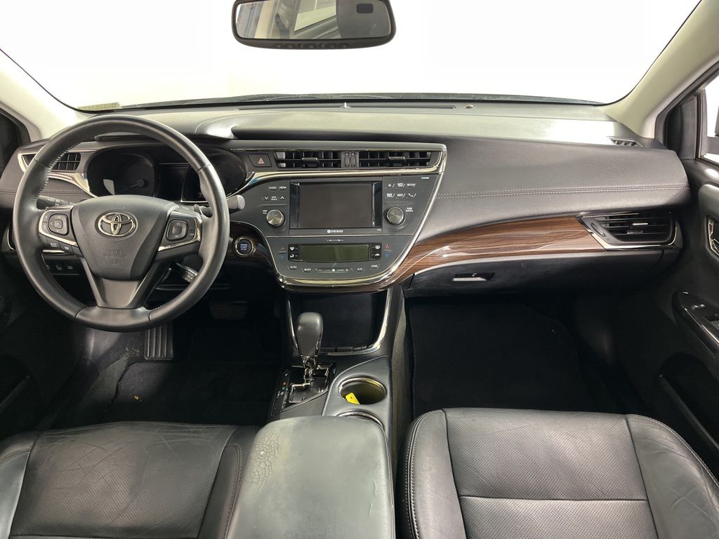 Thumbnail: 2013 Toyota Avalon - 16